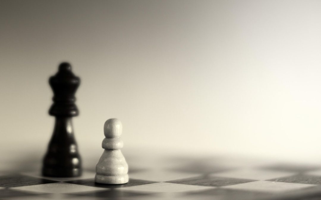 Dinas Damkar Gunung Mas Tangani Pohon Tumbang di Kantor Walikota