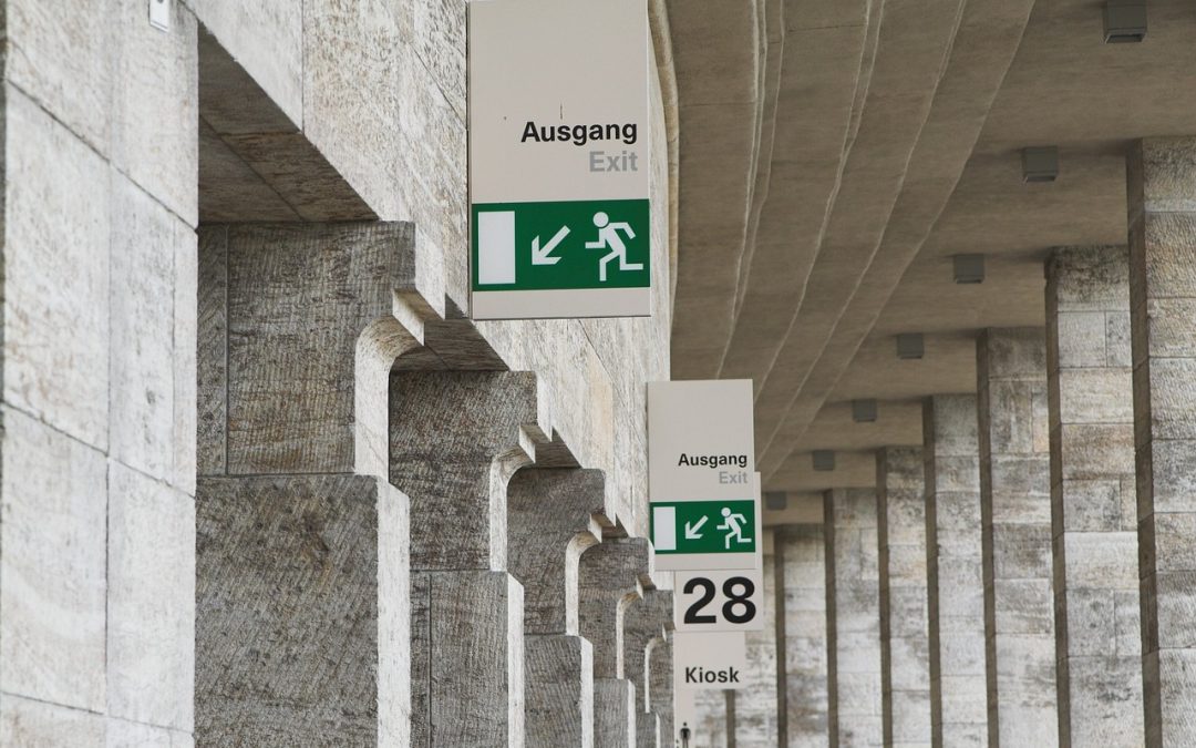 Penanganan Gas Bocor di Kebun Warga